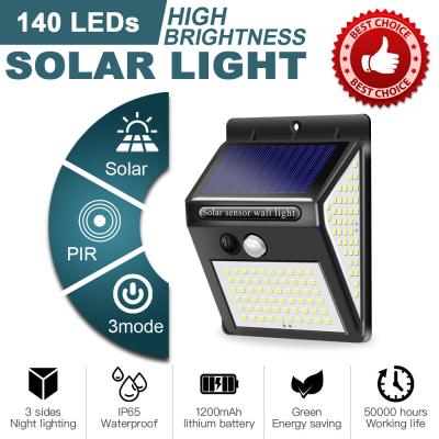 Lâmpada de parede impermeável ao ar livre de fábrica 230 led luz de parede solar sensor de movimento luzes de jardim para iluminação de pátio ao ar livre